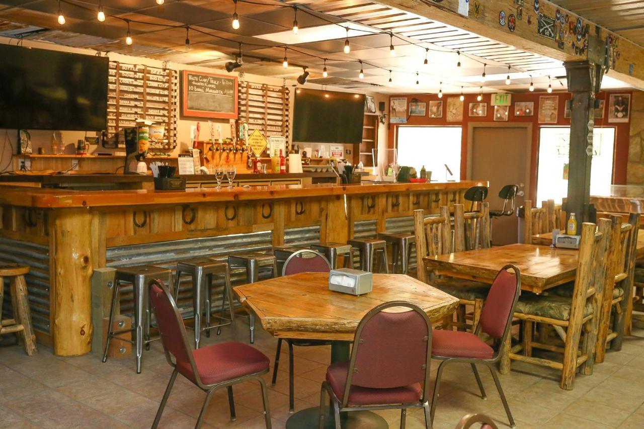 Southfork Lodge - Riverside Inn Lowman Екстер'єр фото