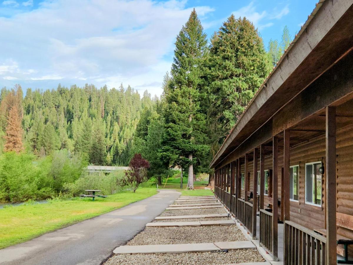 Southfork Lodge - Riverside Inn Lowman Екстер'єр фото