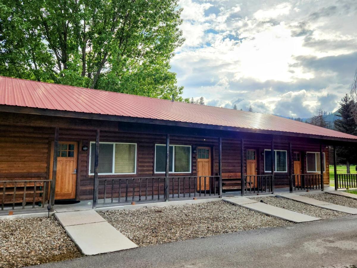 Southfork Lodge - Riverside Inn Lowman Екстер'єр фото