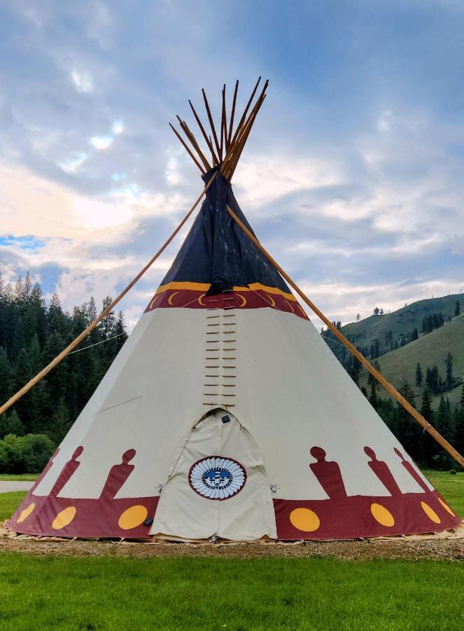Southfork Lodge - Riverside Inn Lowman Екстер'єр фото